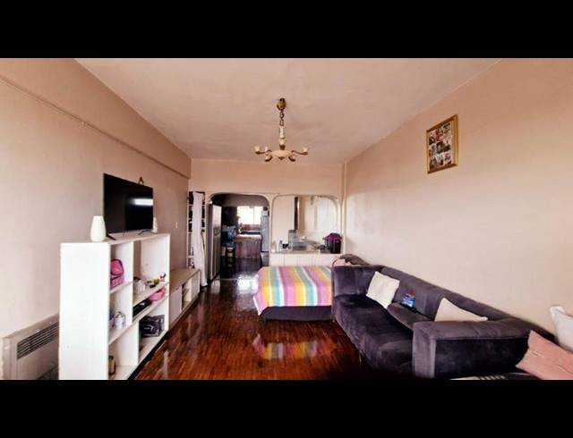2 BEDROOM APARTMENT FOR SALE IN HILLBROW